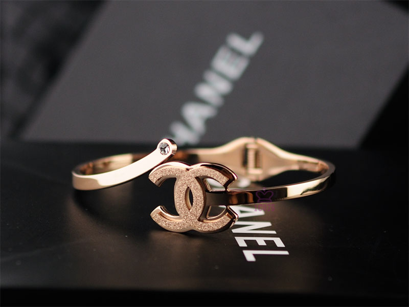 Bracciale Chanel Modello 710